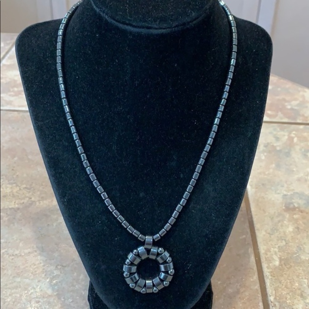 💐5/25 Hematite ball circle pendant barrel clasp